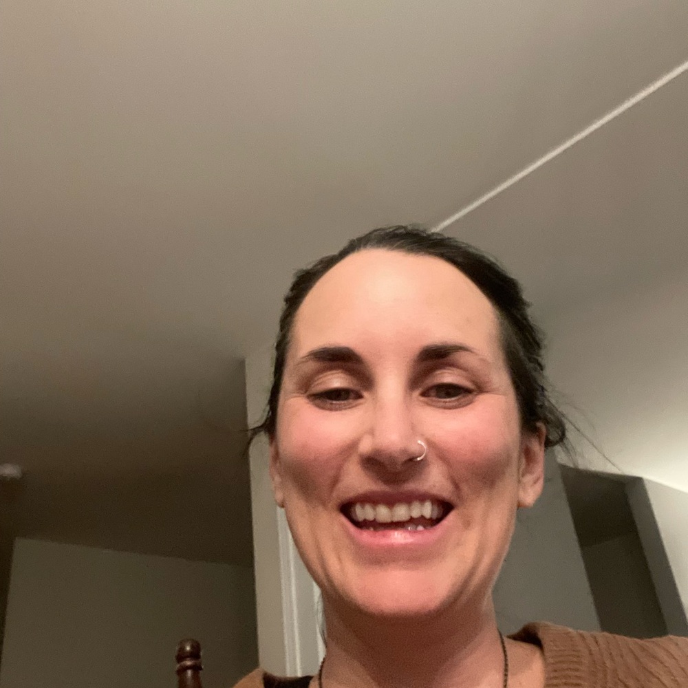 Meet your Posher, Caitrín
